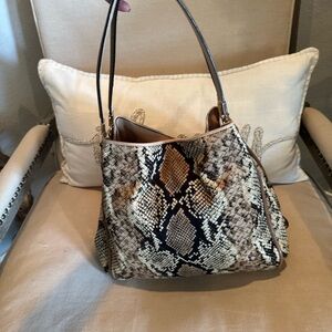 Coach- Snakeskin Patterned Shoulder Bag